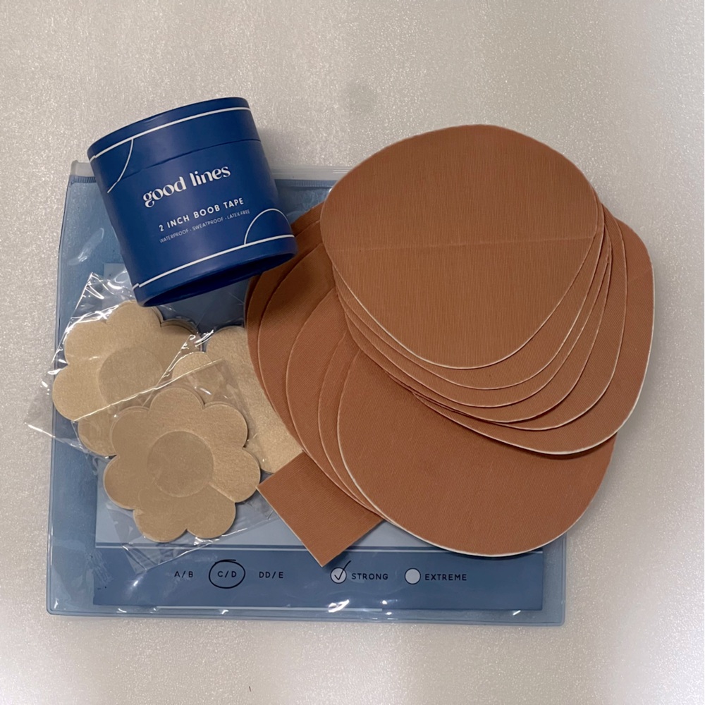 NEW Goodlines Party Pack Boob Tape Kit - size C/D,  champagne